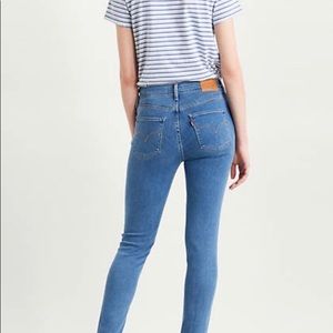 Levi Jeans- 721 High Rise Skinny